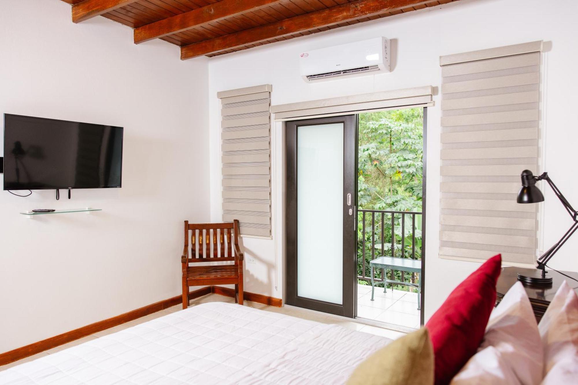 Casa Campo Bed & Breakfast San Sebastian Exterior photo